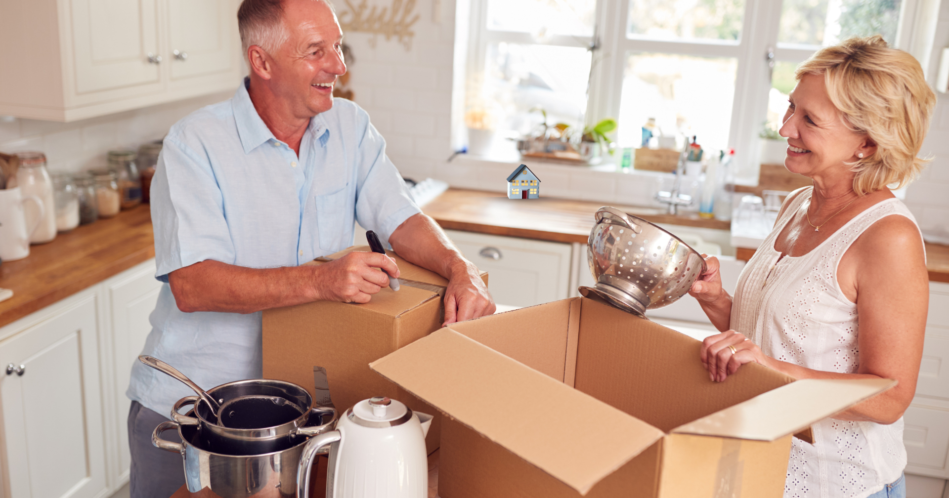 Couple-Successfully-Selling-Home-Downsizing-Retirement-Packing